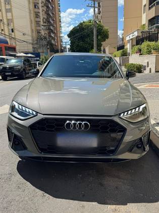 AUDI A4 2.0 TFSI MHEV S LINE S TRONIC